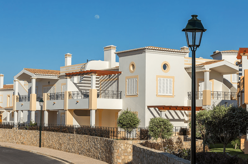 NAU Salema village - inclusief huurauto