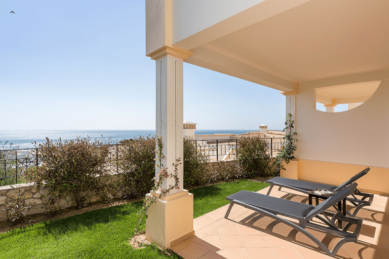 NAU Salema village - inclusief huurauto