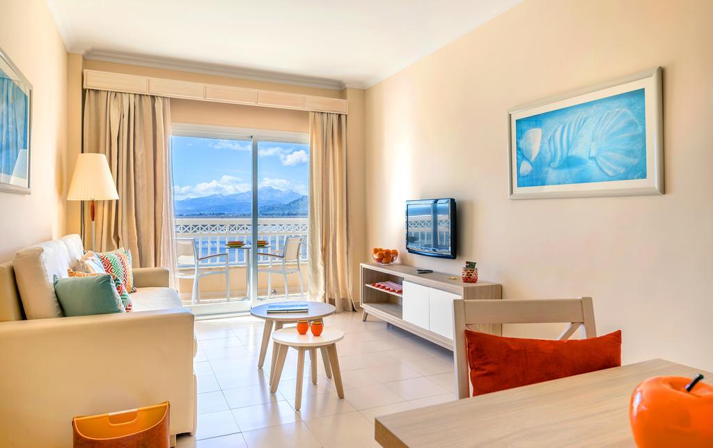 Aparthotel Viva Blue & SPA