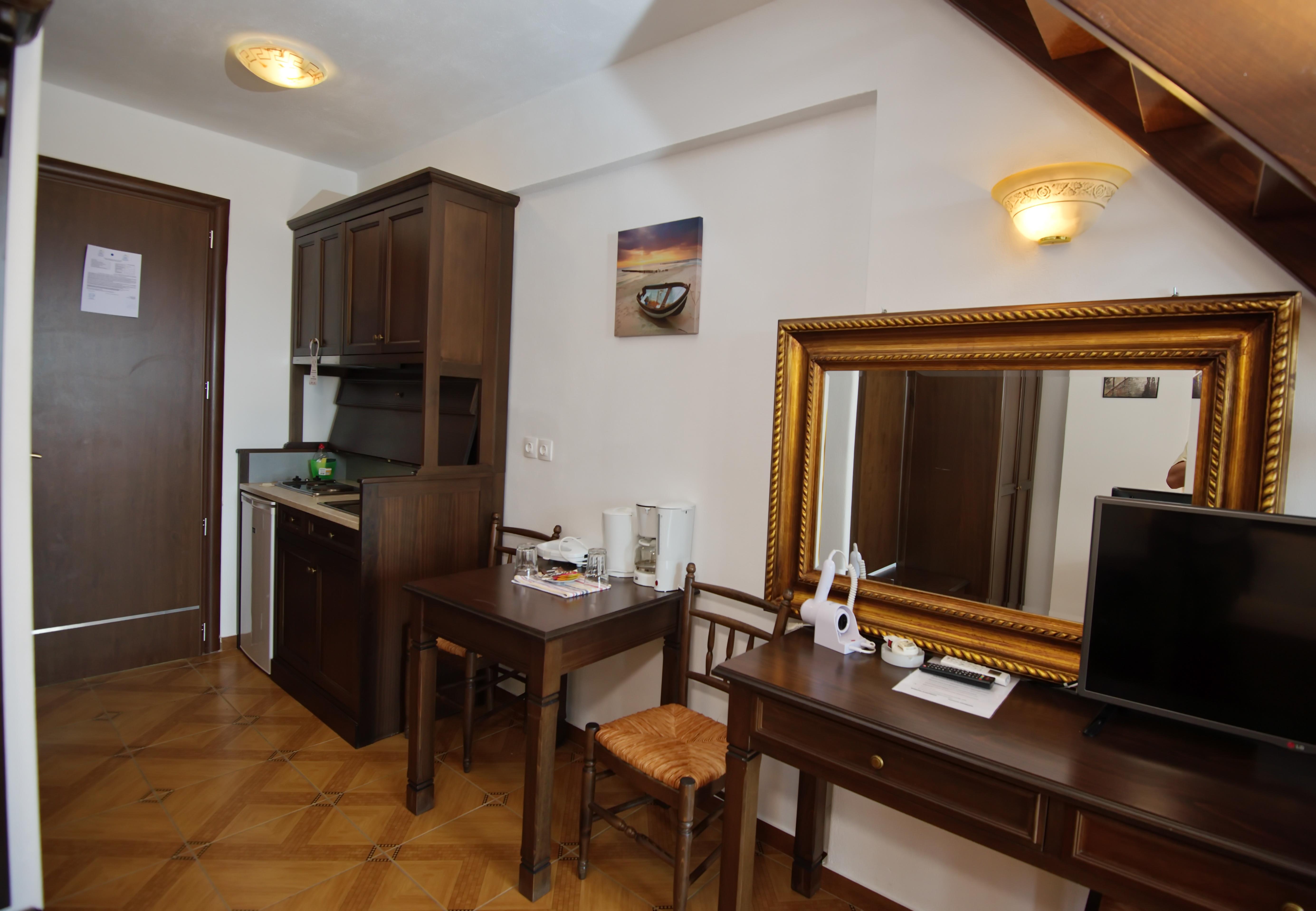 Marilena Apartments & Studios