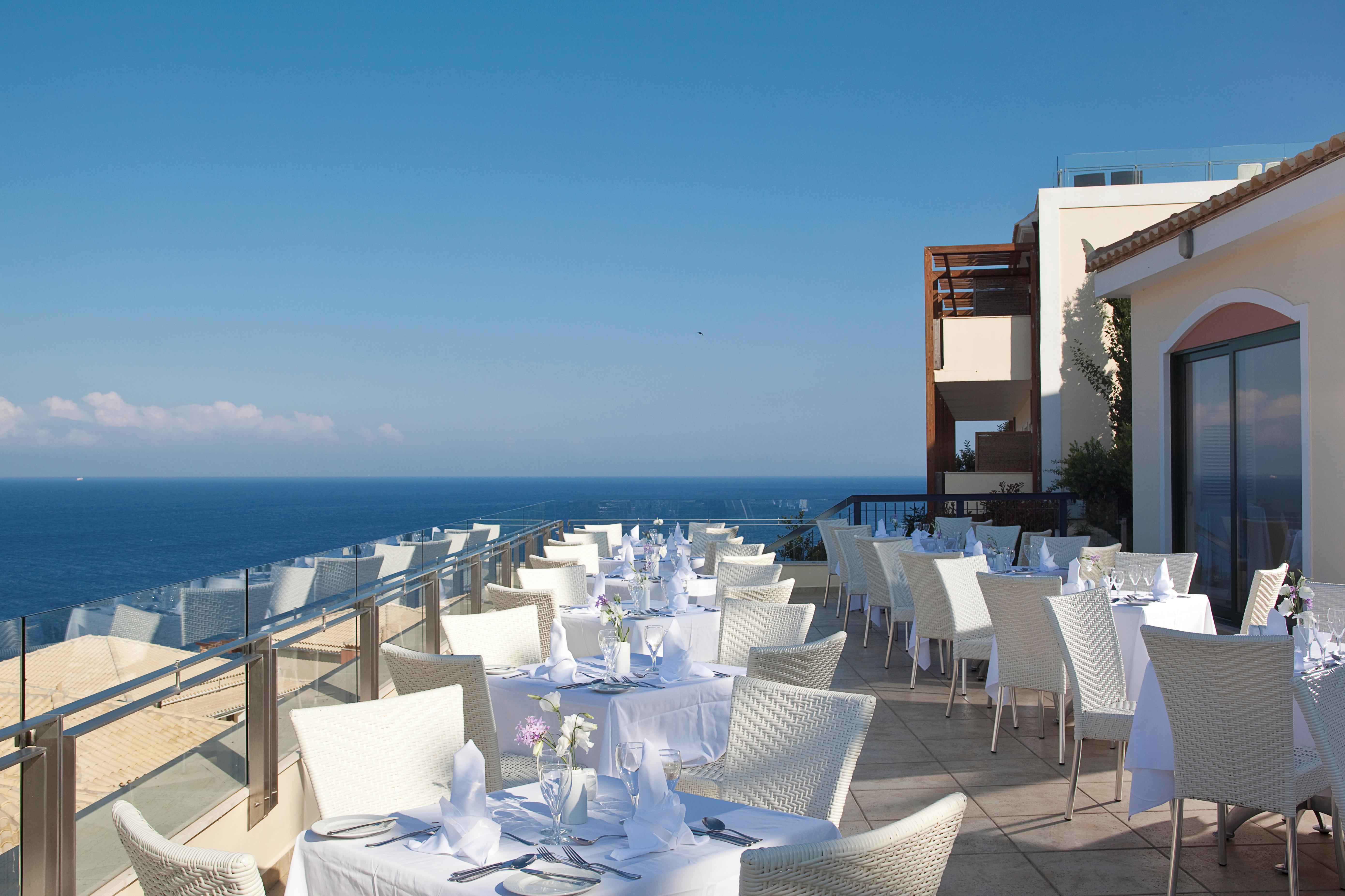 Hotel Louis Apostolata Island Resort & Spa