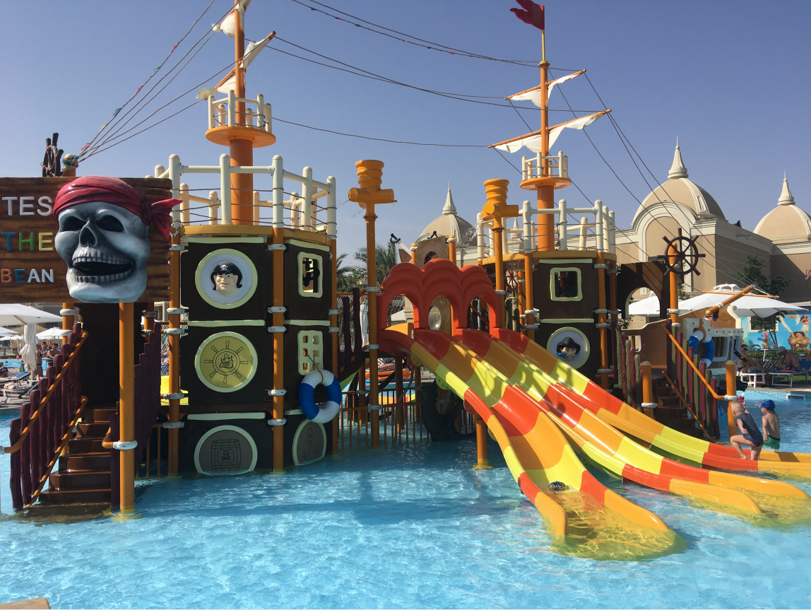 Hotel Titanic Royal Resort