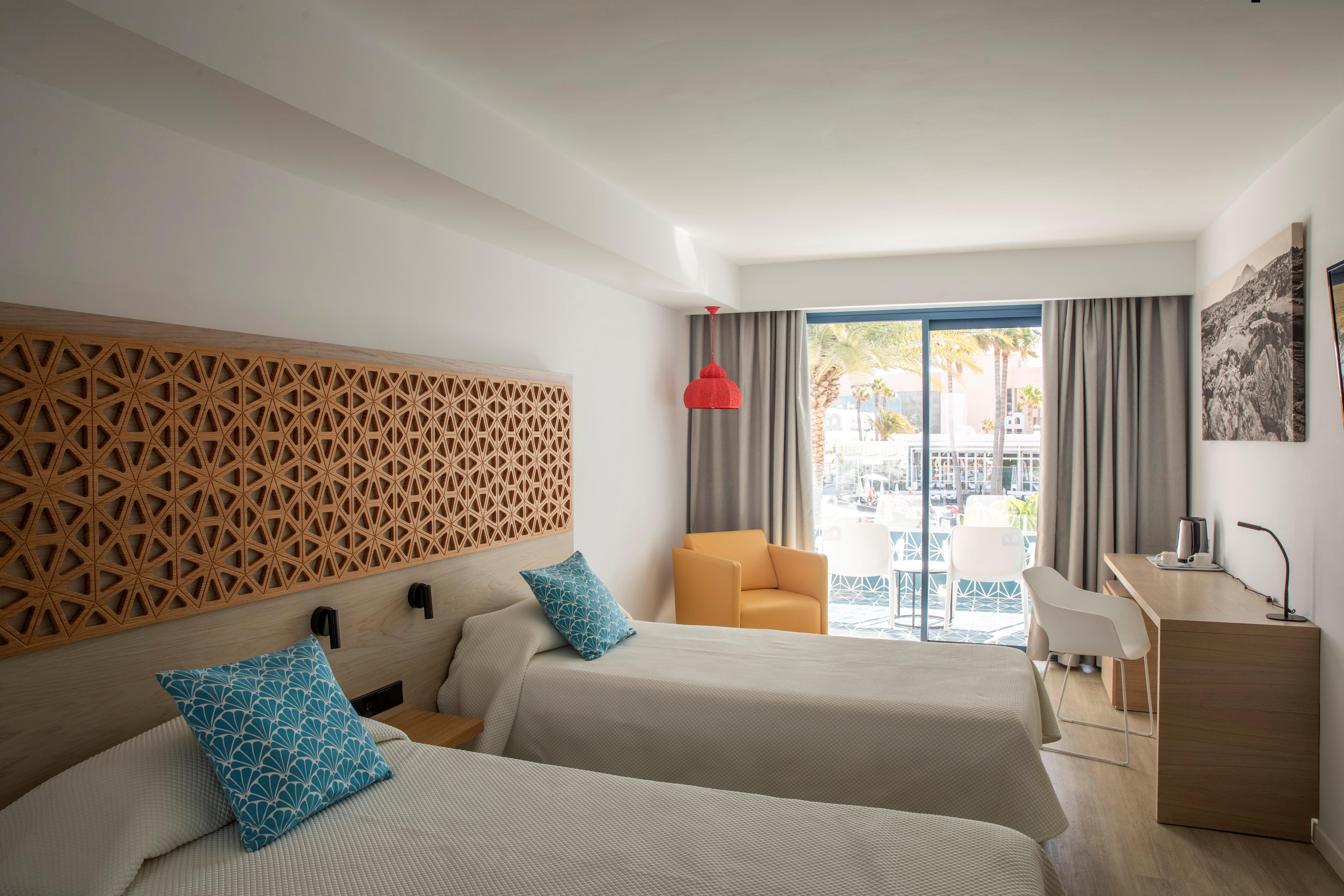 Hotel Oasis Lanz Beach Mate