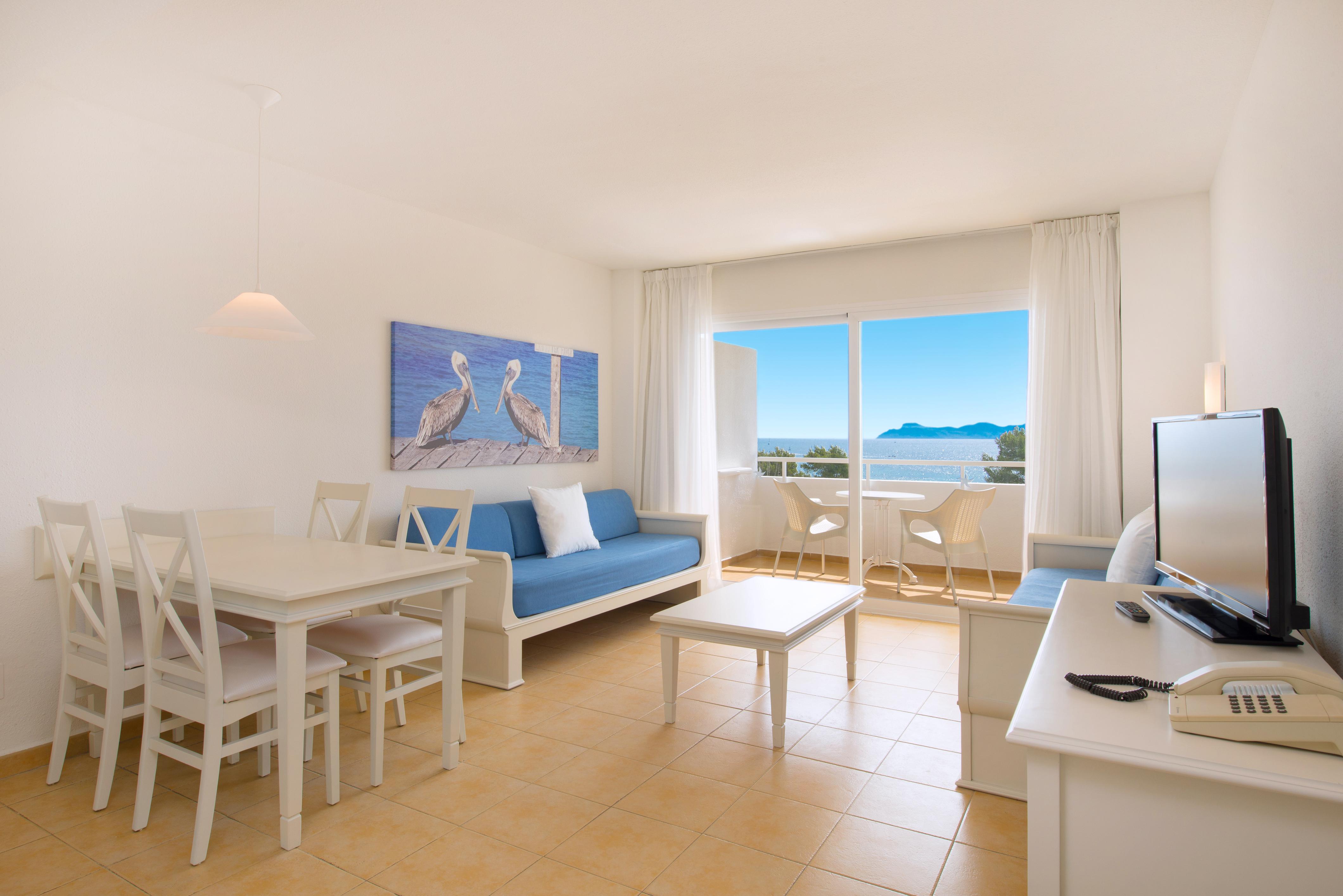 Iberostar Waves Ciudad Blanca