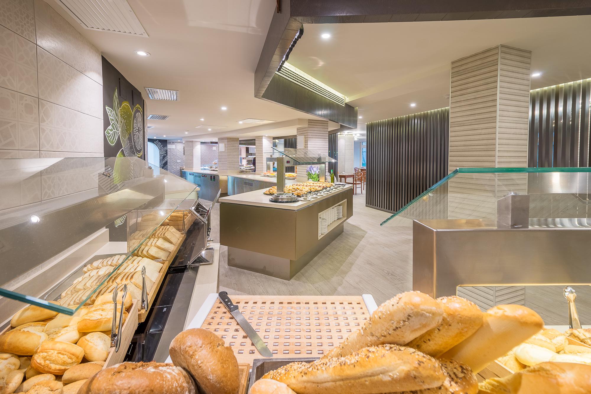 Hotel LIVVO Koala Garden