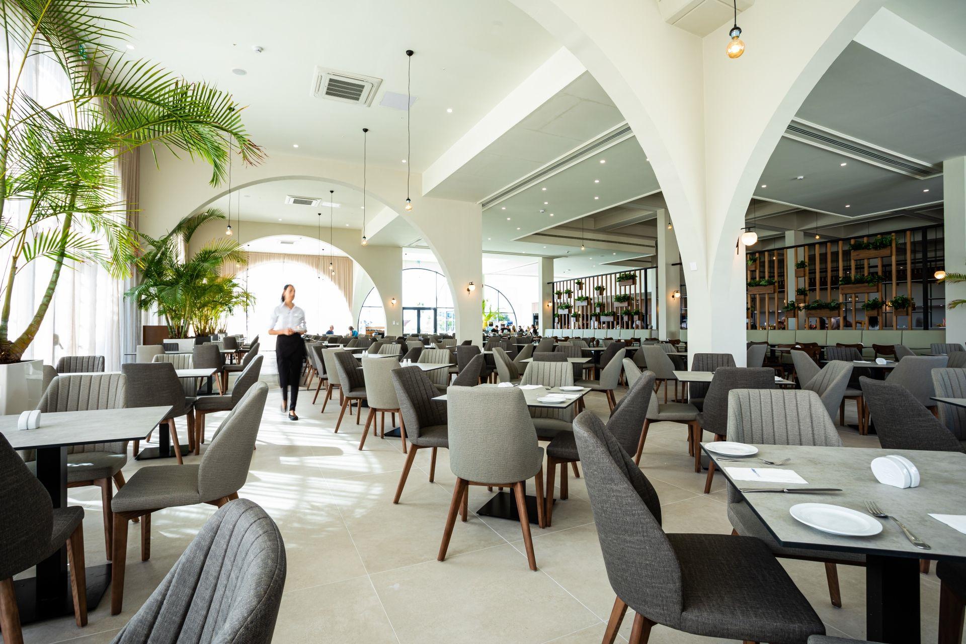 Hotel Louis Phaethon Beach