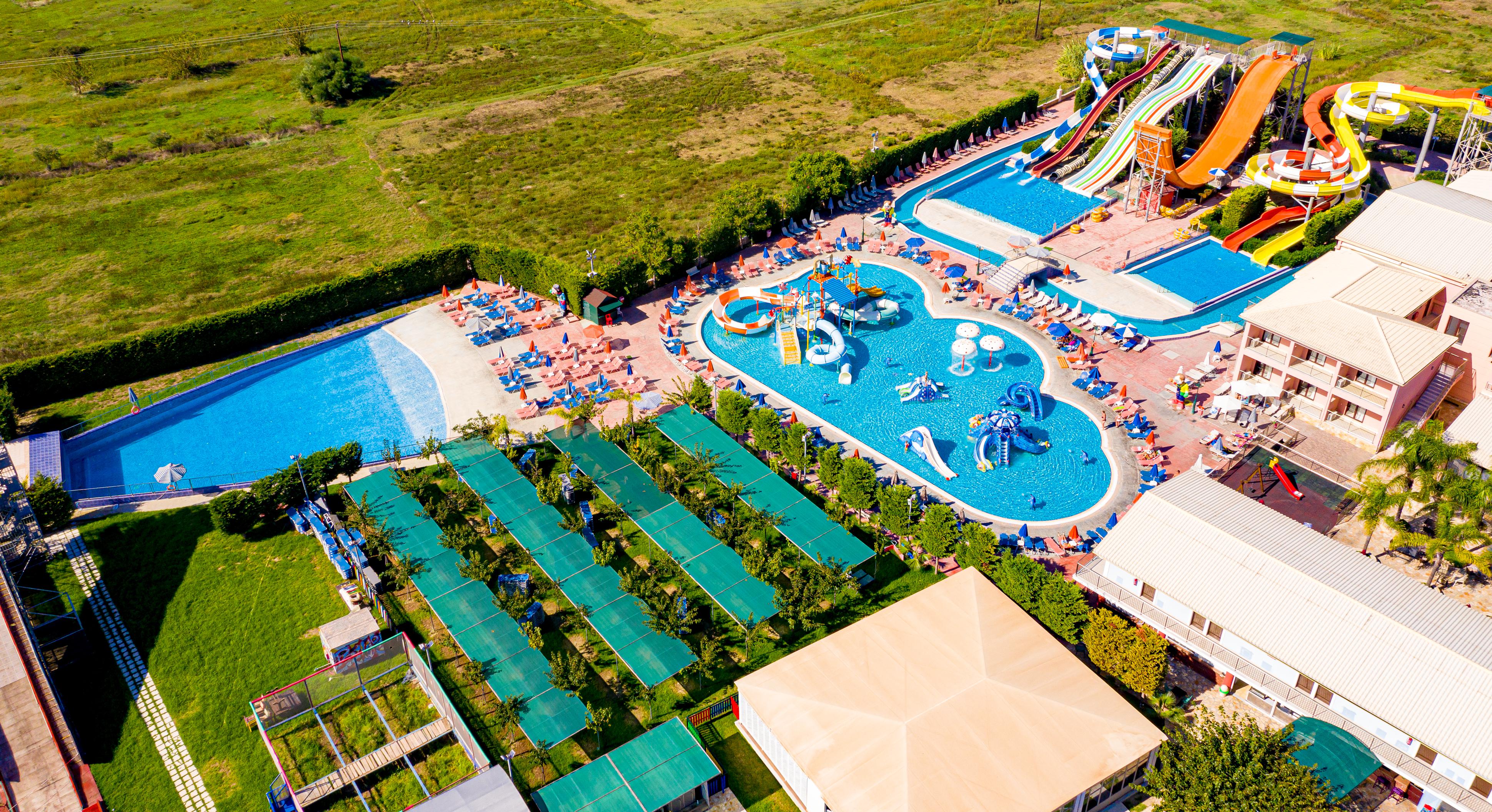 Caretta Beach Hotel & Waterpark