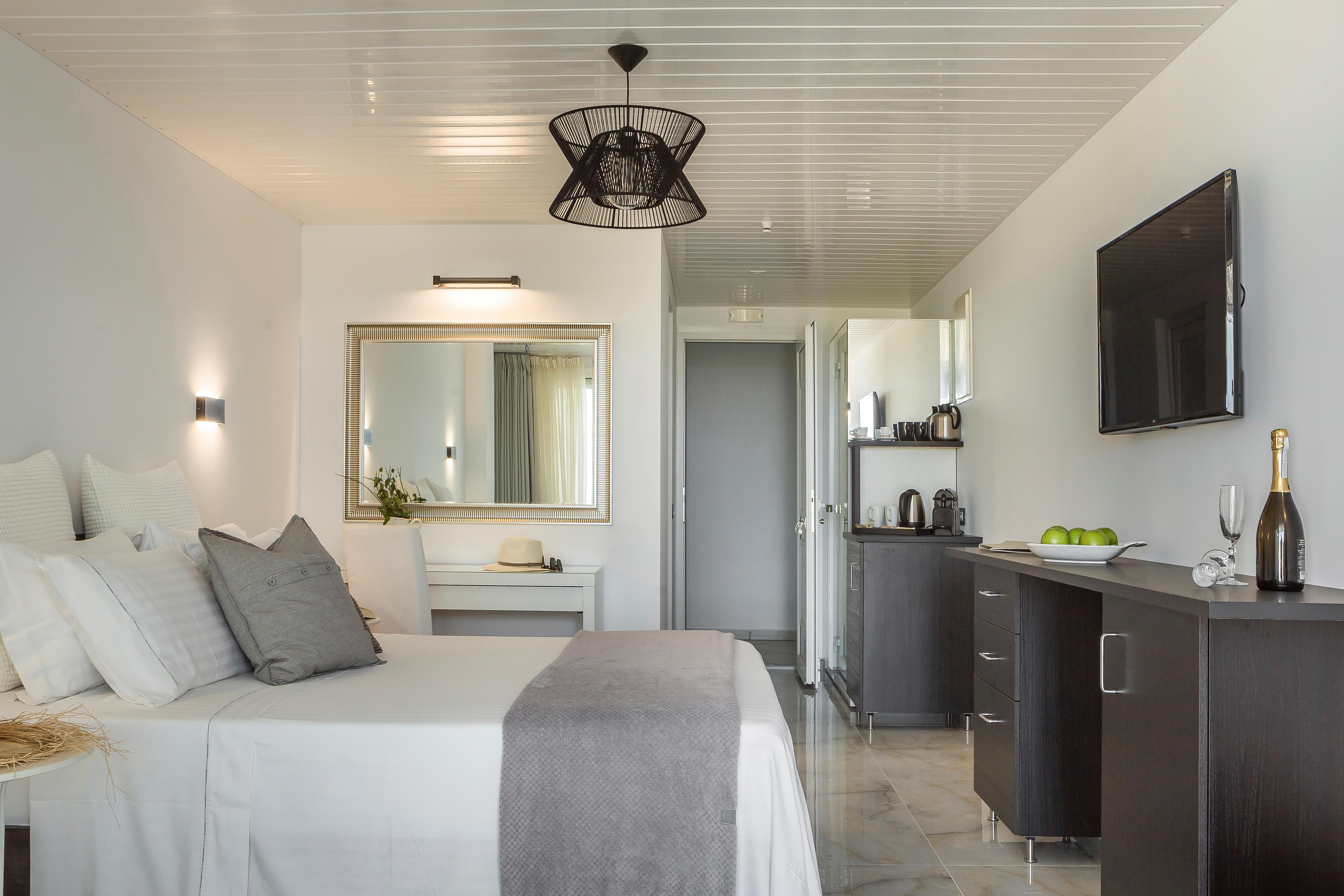 San Lorenzo Village Superior