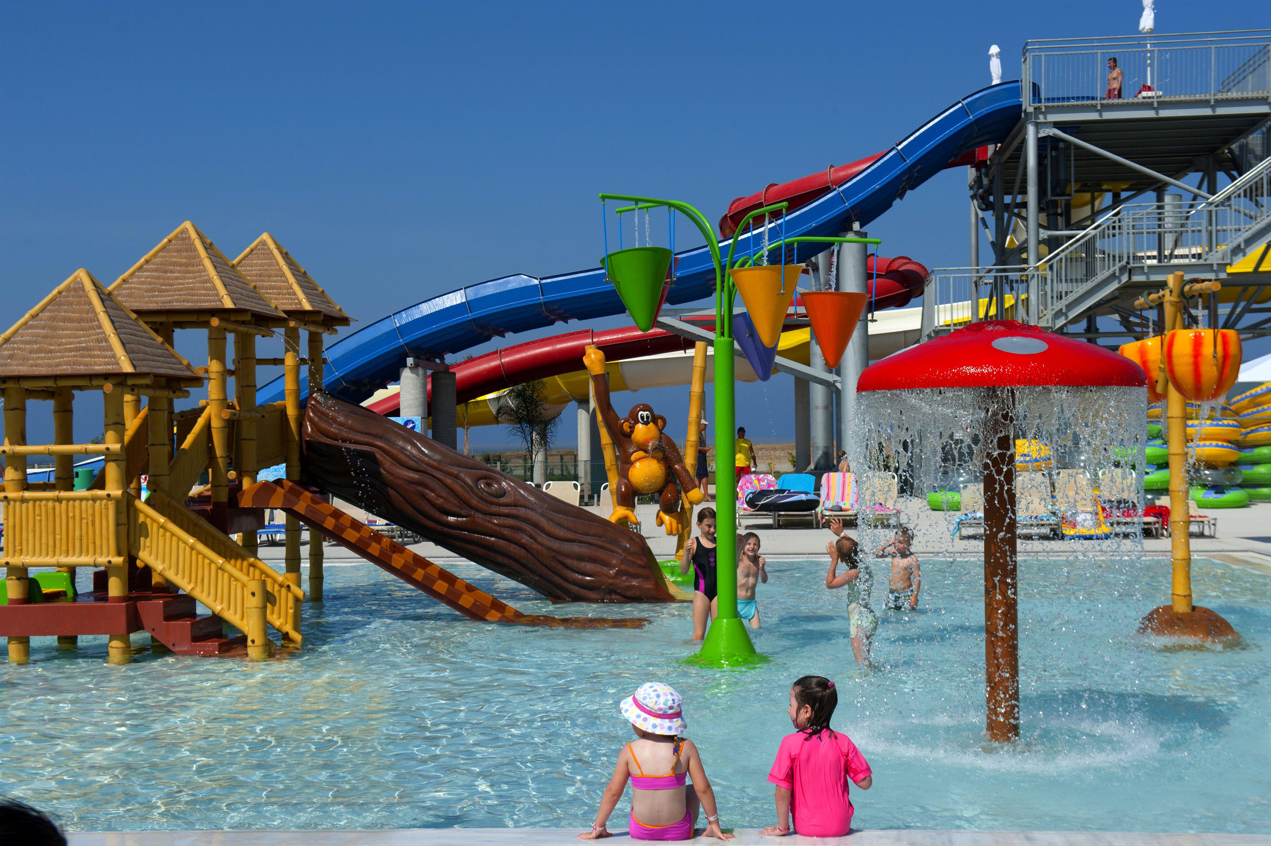 Hotel Louis Phaethon Beach