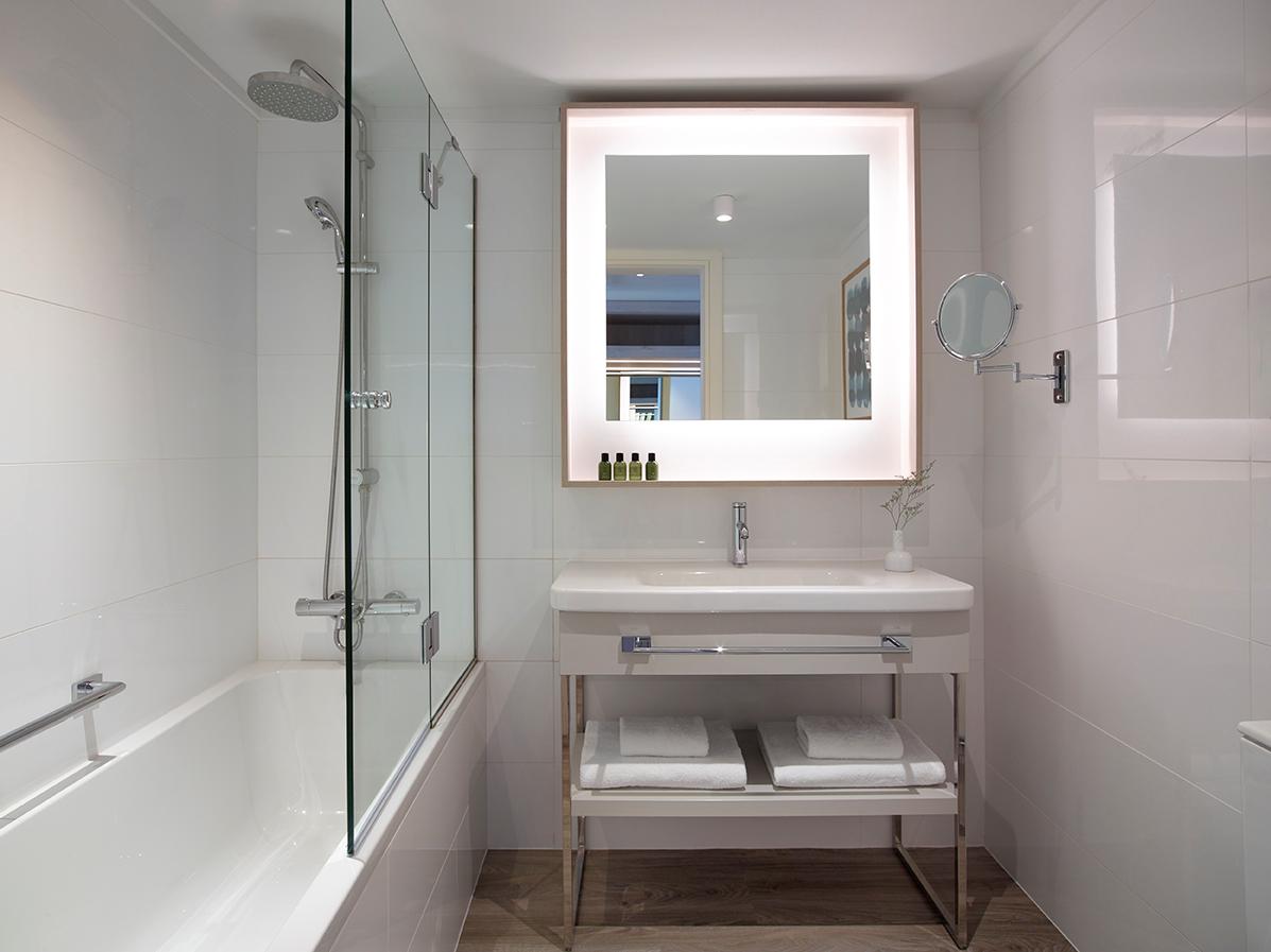 Amus Hotel & Spa (voorheen Rhodes Bay Hotel)