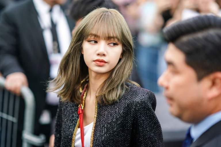 Lalisa Manoban Net Worth (Money & Salary) Lalisa Manoban Net Worth (Money & Salary)