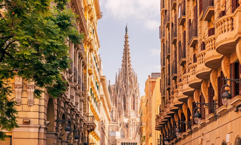 Everything you should know before booking a trip to Spain Everything you should know before booking a trip to Spain