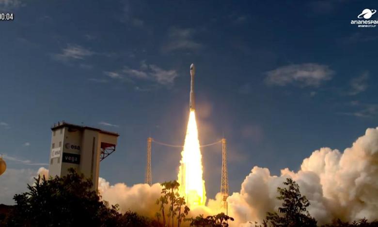 Europe’s Vega C rocket launches advanced Korean Earth-observation satellite to orbit (video) Europe’s Vega C rocket launches advanced Korean Earth-observation satellite to orbit (video)