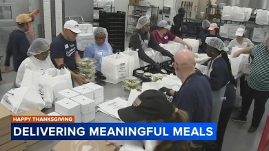 MANNA makes sure those with chronic illnesses have a Thanksgiving meal MANNA makes sure those with chronic illnesses have a Thanksgiving meal