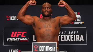 UFC Nashville: Derrick Lewis demolishes Tallison Teixeira in 35 seconds, rips off shorts, moons crowd UFC Nashville: Derrick Lewis demolishes Tallison Teixeira in 35 seconds, rips off shorts, moons crowd
