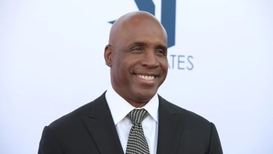 Barry Bonds tells a curious George Steinbrenner story in Netflix MLB debut Barry Bonds tells a curious George Steinbrenner story in Netflix MLB debut