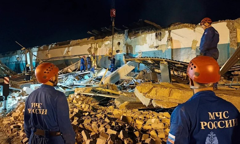 A fire at a Russian industrial plant kills 11 and injures 130 A fire at a Russian industrial plant kills 11 and injures 130