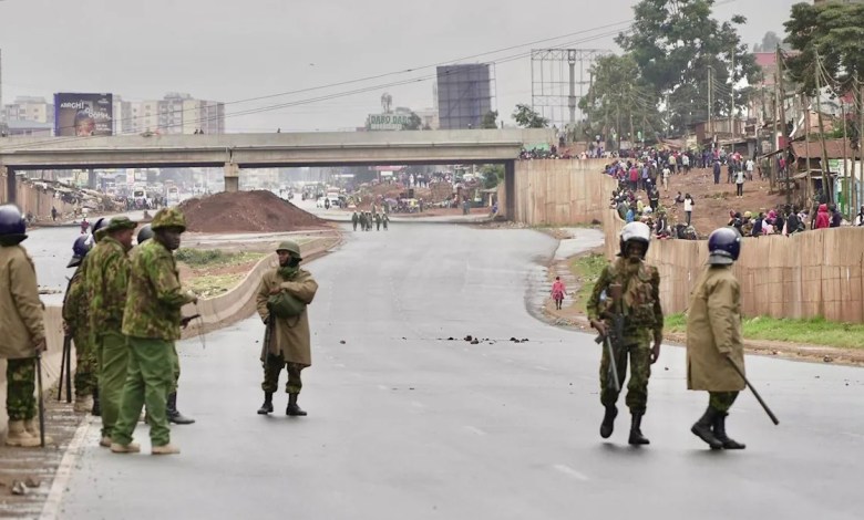 Central Nairobi sealed off ahead of Kenyan protests Central Nairobi sealed off ahead of Kenyan protests