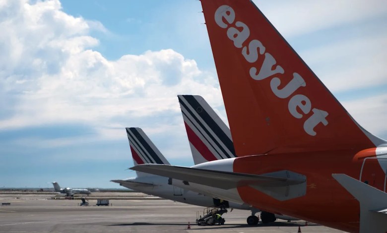 Passenger jet descends within 10 feet of EasyJet plane in France Passenger jet descends within 10 feet of EasyJet plane in France