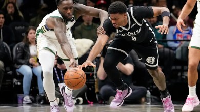Liddell scores a career-high 21 points to lead the Nets over the Bucks 96-90 Liddell scores a career-high 21 points to lead the Nets over the Bucks 96-90