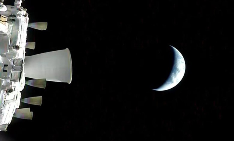 Artemis II crew clears Earth orbit, heads for the moon Artemis II crew clears Earth orbit, heads for the moon