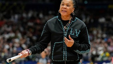 Dawn Staley says she would have left South Carolina for New York Knicks coaching job Dawn Staley says she would have left South Carolina for New York Knicks coaching job