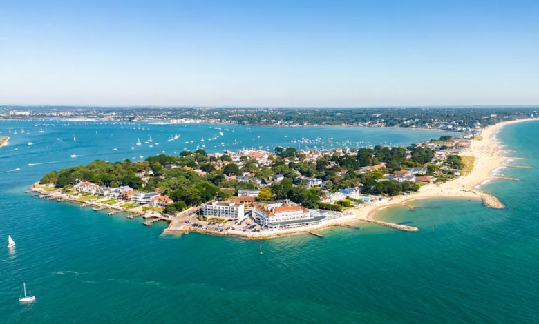 The ‘World’s Most Sustainable Beach’ Is An Iconic United Kingdom Haven With Soft Sands And Crystal-Clear Waters The ‘World’s Most Sustainable Beach’ Is An Iconic United Kingdom Haven With Soft Sands And Crystal-Clear Waters