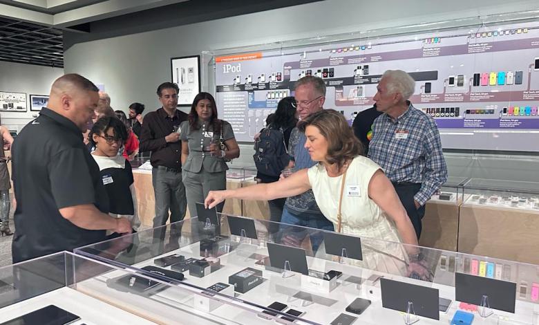If you live in Georgia, there’s a new exhibit you can visit celebrating Apple’s 50th anniversary If you live in Georgia, there’s a new exhibit you can visit celebrating Apple’s 50th anniversary