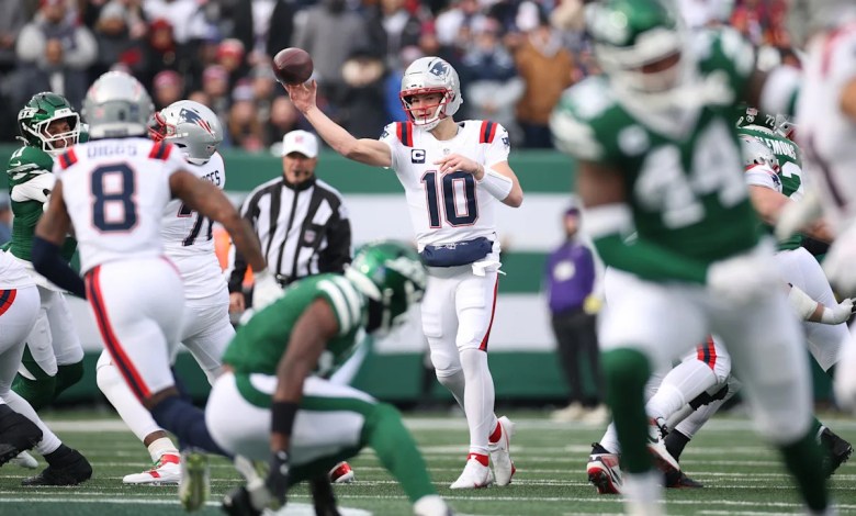 Drake Maye makes MVP statement with dominant 4-touchdown performance in first half vs. Jets Drake Maye makes MVP statement with dominant 4-touchdown performance in first half vs. Jets