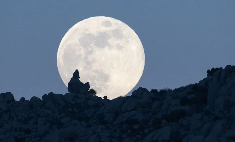 The 1st full moon of 2026 rises tonight! Here’s what to expect from January’s supermoon Wolf Moon The 1st full moon of 2026 rises tonight! Here’s what to expect from January’s supermoon Wolf Moon