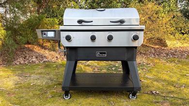 A smart grill that pulls double duty A smart grill that pulls double duty