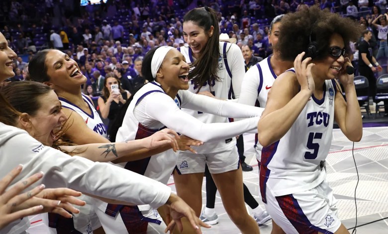 Women’s Basketball: TCU advances to second straight Sweet 16 with OT win over Washington Women’s Basketball: TCU advances to second straight Sweet 16 with OT win over Washington