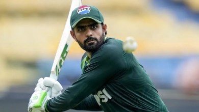 Babar Azam hits out at 90s Pakistan cricketers: ‘You are just fighting among yourselves’ Babar Azam hits out at 90s Pakistan cricketers: ‘You are just fighting among yourselves’
