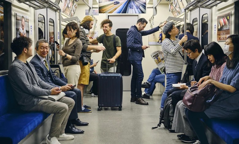 Tourists Need To Follow This Train Etiquette Rule To Blend In When Visiting Japan Tourists Need To Follow This Train Etiquette Rule To Blend In When Visiting Japan