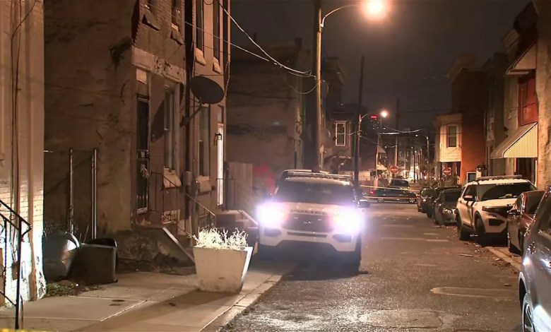 Knife-wielding man shot by officer in Strawberry Mansion, Philadelphia police say Knife-wielding man shot by officer in Strawberry Mansion, Philadelphia police say