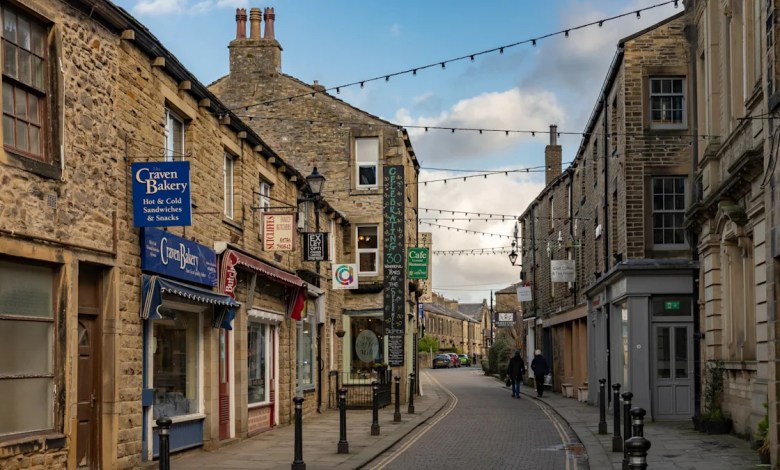 This Yorkshire Market Town Has Been Named The ‘Happiest Place To Live In Great Britain’ For 2025 This Yorkshire Market Town Has Been Named The ‘Happiest Place To Live In Great Britain’ For 2025