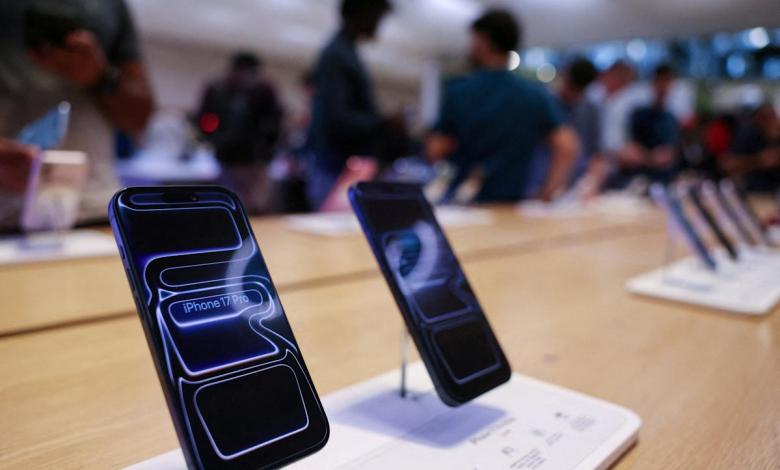 Apple is closing three US stores, including the first to unionize Apple is closing three US stores, including the first to unionize