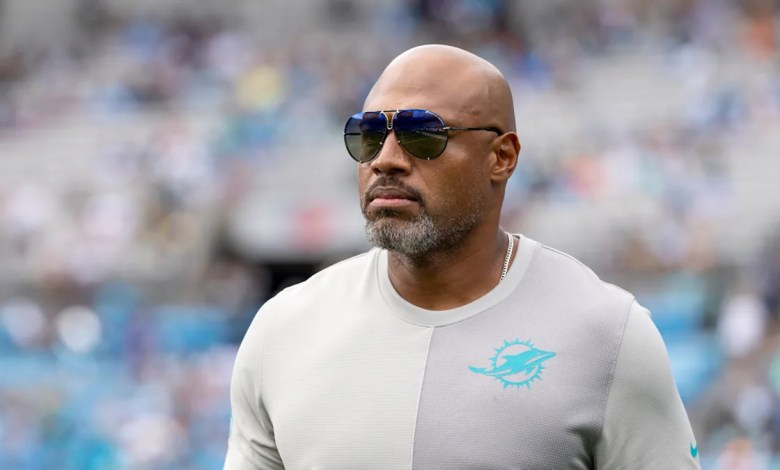 Bills complete interview with Anthony Weaver Bills complete interview with Anthony Weaver