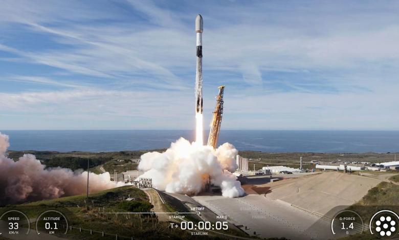 SpaceX launches 28 Starlink satellites to orbit from California (video) SpaceX launches 28 Starlink satellites to orbit from California (video)