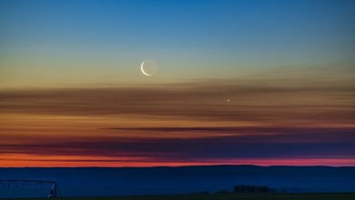 Venus and a slender crescent moon steal the show after sunset on May 18 Venus and a slender crescent moon steal the show after sunset on May 18
