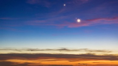 The moon and Jupiter steal the show after sunset on April 22 The moon and Jupiter steal the show after sunset on April 22