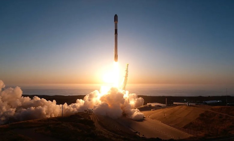 SpaceX launches 24 Starlink satellites on Falcon 9 launch from California SpaceX launches 24 Starlink satellites on Falcon 9 launch from California