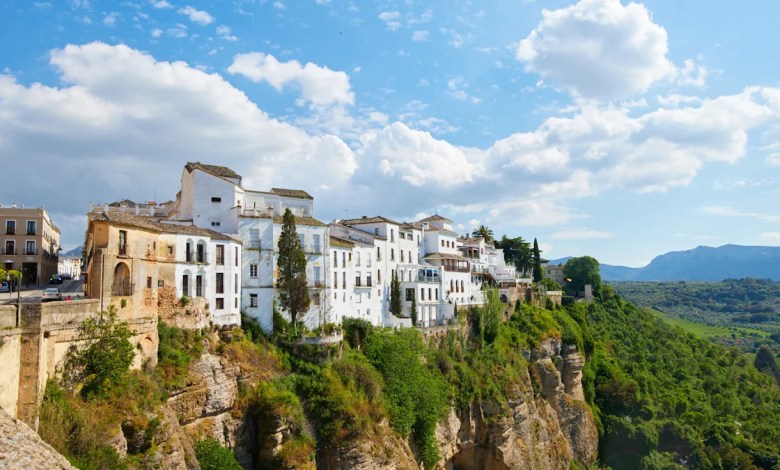 Rick Steves’ Protégé’s Warning About The Friendly Tourist Offices In Small-Town Andalusia Rick Steves’ Protégé’s Warning About The Friendly Tourist Offices In Small-Town Andalusia