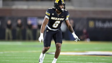 Georgia sues Missouri edge rusher Damon Wilson for nearly 0K over NIL contract he signed with Bulldogs Georgia sues Missouri edge rusher Damon Wilson for nearly 0K over NIL contract he signed with Bulldogs