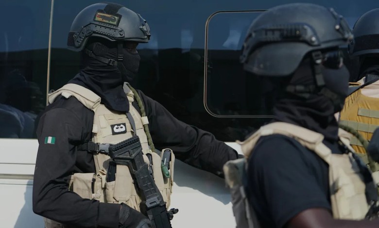 Islamic militants kill 11 people and burn homes in late night attack in Nigeria, local officials say Islamic militants kill 11 people and burn homes in late night attack in Nigeria, local officials say
