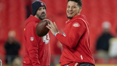 Patrick Mahomes posts video of him throwing, about 4 months after tearing his ACL Patrick Mahomes posts video of him throwing, about 4 months after tearing his ACL