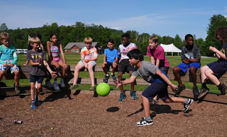 Kids get diseases like lupus, too. As researchers hunt better treatments, this camp brings joy Kids get diseases like lupus, too. As researchers hunt better treatments, this camp brings joy
