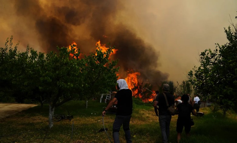 At least 3 dead and thousands displaced as wildfires rage across southern Europe At least 3 dead and thousands displaced as wildfires rage across southern Europe