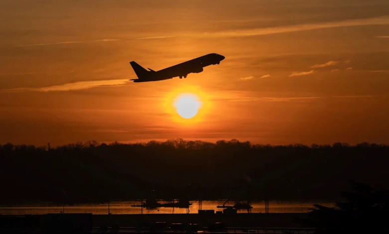 American Airlines and Google say AI helped airplanes reduce contrails that trap heat American Airlines and Google say AI helped airplanes reduce contrails that trap heat