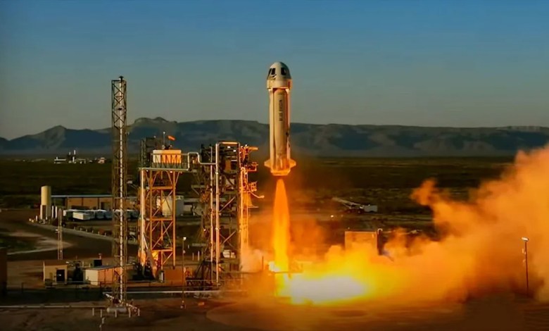 Blue Origin pausing space tourism flights for at least 2 years to focus on moon plans Blue Origin pausing space tourism flights for at least 2 years to focus on moon plans